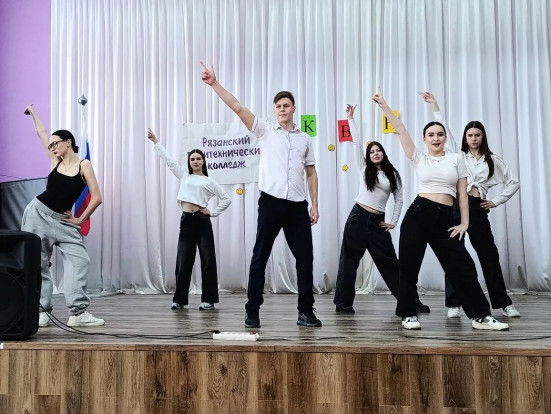 Студенческий КВН 1